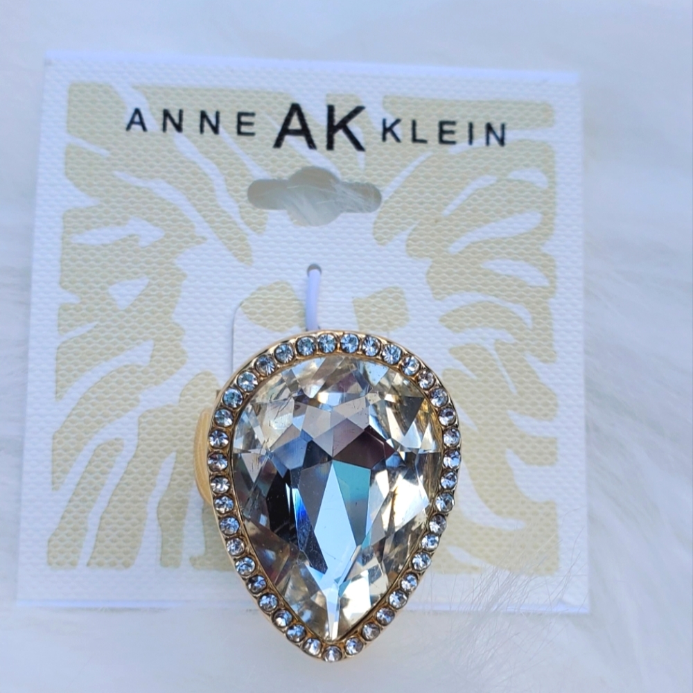 Beautiful Anne Klein Ring